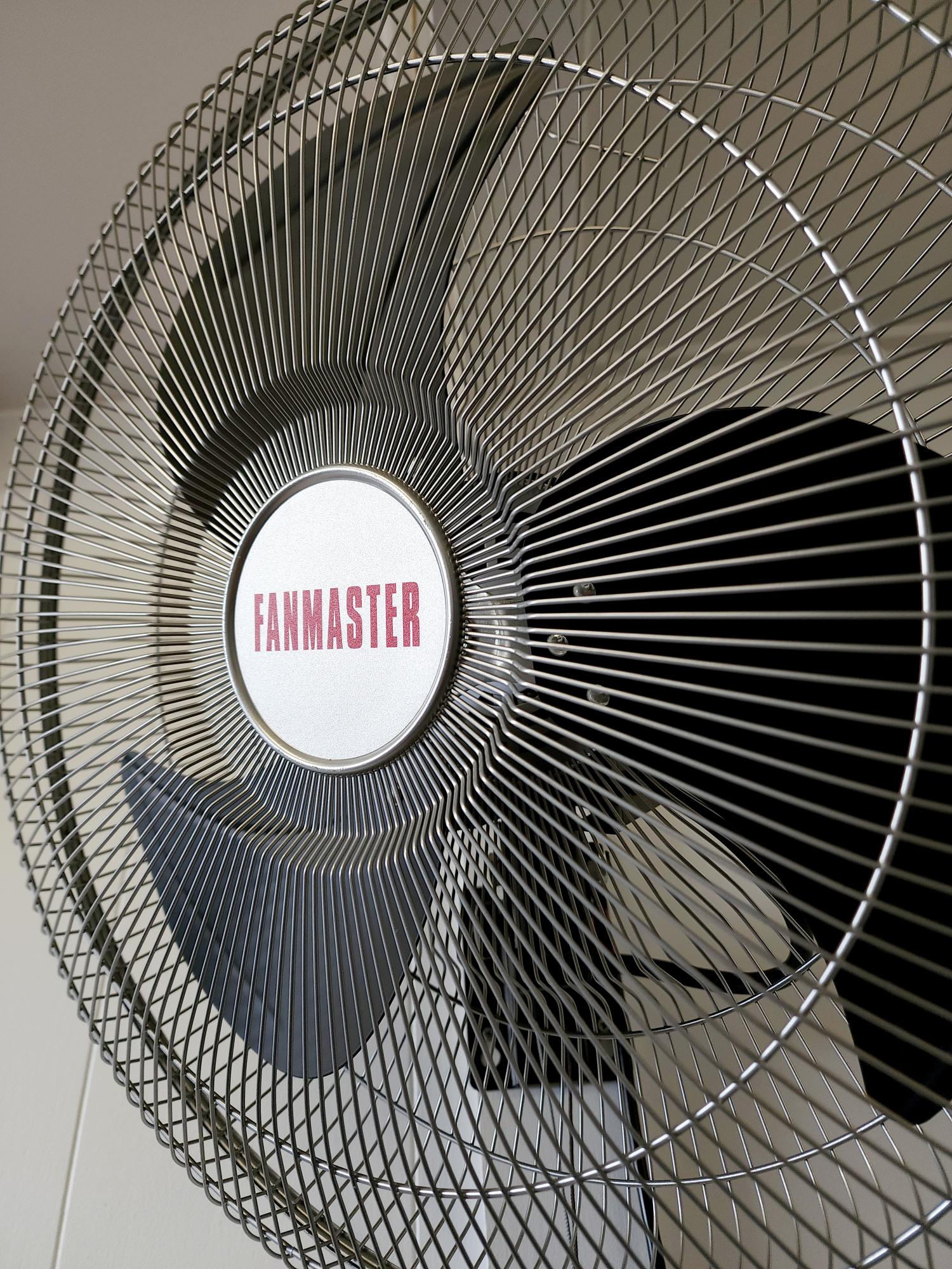 Commercial Wall Mount Fan / Industrial Heating Cooling Ventilation Distribution Fans Warehouse Australia / Fanmaster